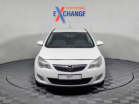 Opel Astra 1.6 AT (115 л.с.), 2011 — купить в Нижнем Новгороде