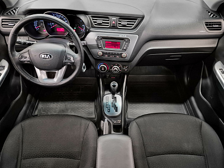 Kia Rio 4-speed 1.6 AT (123 л.с.), 2014 Kia Rio 4-speed 1.6 AT (123 л.с.), 2014 — купить в Нижнем Новгороде