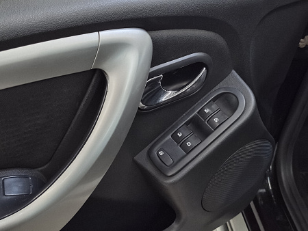 Nissan Terrano 1.6 MT (102 л.с.) 4WD, 2014 — купить в Нижнем Новгороде