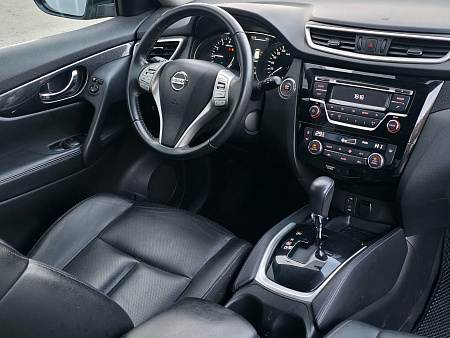 Nissan X-Trail 2.0 CVT (144 л.с.) 4WD, 2015 — купить в Нижнем Новгороде