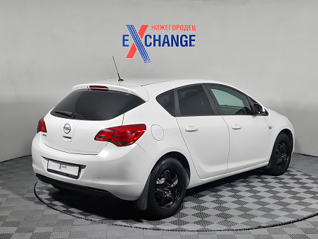 Opel Astra 1.6 AT (115 л.с.), 2011 — купить в Нижнем Новгороде