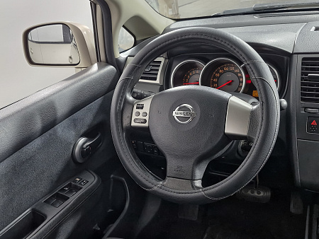 Nissan Tiida 1.6 AT (110 л.с.), 2010 Nissan Tiida 1.6 AT (110 л.с.), 2010 — купить в Нижнем Новгороде