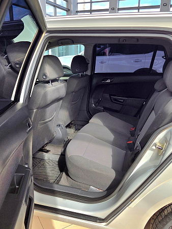 Opel Astra 1.6 MT (115 л.с.), 2008 Opel Astra 1.6 MT (115 л.с.), 2008 — купить в Нижнем Новгороде