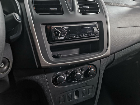 Renault Logan 1.6 AT (102 л.с.), 2020 Renault Logan 1.6 AT (102 л.с.), 2020 — купить в Нижнем Новгороде