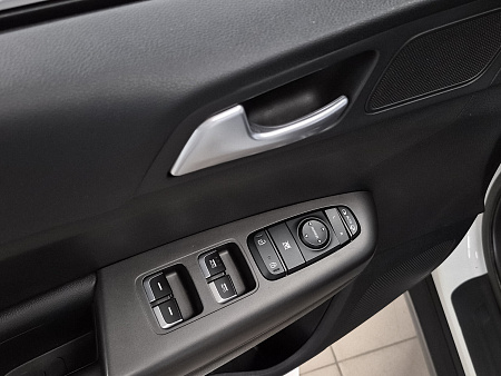 Kia Sportage 2.0 AT (150 л.с.), 2021 Kia Sportage 2.0 AT (150 л.с.), 2021 — купить в Нижнем Новгороде