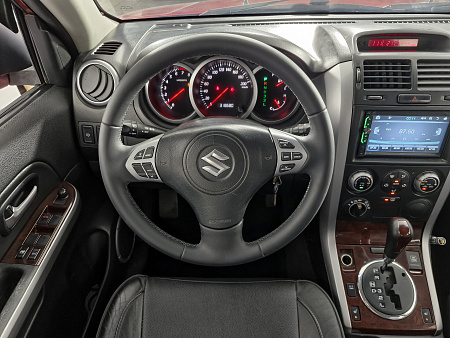 Suzuki Grand Vitara 2.0 AT (140 л.с.) 4WD, 2006 — купить в Нижнем Новгороде