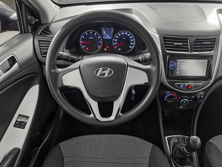 Hyundai Solaris 1.4 MT (107 л.с.), 2012 Hyundai Solaris 1.4 MT (107 л.с.), 2012 — купить в Нижнем Новгороде