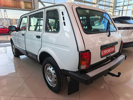 Lada (Ваз) 2131 (4x4) 213105 1.7 MT (83 л.с.) 4WD, 2015 Lada (Ваз) 2131 (4x4) 213105 1.7 MT (83 л.с.) 4WD, 2015 — купить в Нижнем Новгороде