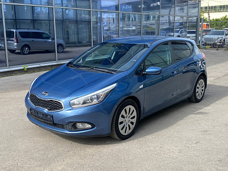 Kia Ceed 1.6 MT (129 л.с.), 2013 Kia Ceed 1.6 MT (129 л.с.), 2013 — купить в Нижнем Новгороде