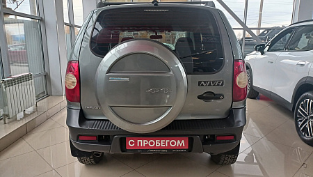 Chevrolet Niva 1.7 MT (80 л.с.) 4WD, 2013 Chevrolet Niva 1.7 MT (80 л.с.) 4WD, 2013 — купить в Нижнем Новгороде