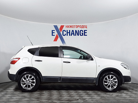 Nissan Qashqai 1.6 CVT (117 л.с.), 2013 — купить в Нижнем Новгороде