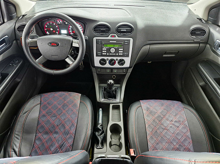 Ford Focus 1.6 MT (115 л.с.), 2006 Ford Focus 1.6 MT (115 л.с.), 2006 — купить в Нижнем Новгороде