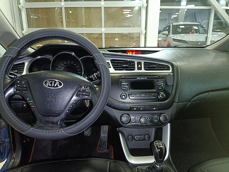 Kia Ceed 1.6 MT (129 л.с.), 2013 Kia Ceed 1.6 MT (129 л.с.), 2013 — купить в Нижнем Новгороде