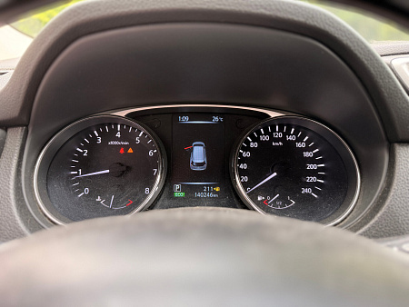 Nissan X-Trail 2.0 CVT (144 л.с.) 4WD, 2015 — купить в Нижнем Новгороде