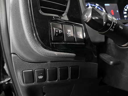 Mitsubishi Outlander 2.0 CVT (146 л.с.) 4WD, 2016 Mitsubishi Outlander 2.0 CVT (146 л.с.) 4WD, 2016 — купить в Нижнем Новгороде