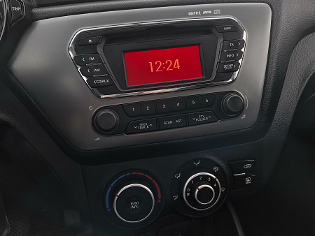 Kia Rio 1.4 MT (107 л.с.), 2014 Kia Rio 1.4 MT (107 л.с.), 2014 — купить в Нижнем Новгороде