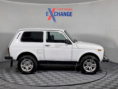 Lada (Ваз) 2121 (4x4) 1.7 MT (83 л.с.) 4WD, 2015 Lada (Ваз) 2121 (4x4) 1.7 MT (83 л.с.) 4WD, 2015 — купить в Нижнем Новгороде
