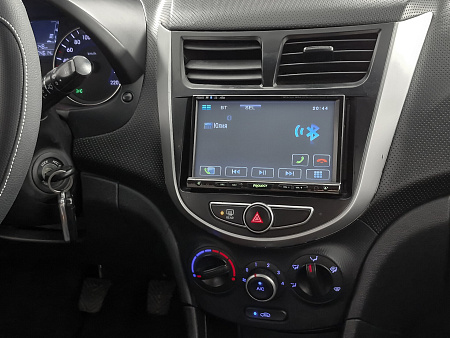 Hyundai Solaris 1.4 MT (107 л.с.), 2013 Hyundai Solaris 1.4 MT (107 л.с.), 2013 — купить в Нижнем Новгороде