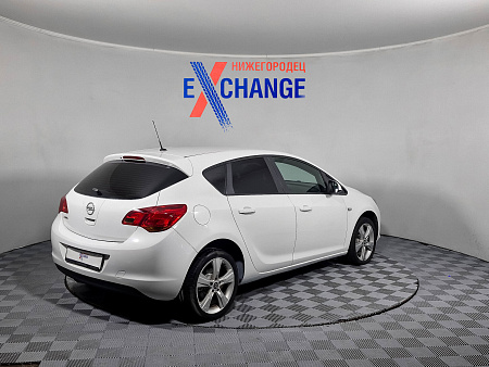 Opel Astra 1.6 MT (115 л.с.), 2011 — купить в Нижнем Новгороде