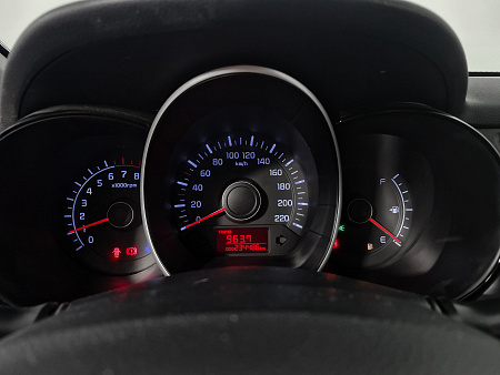 Kia Rio 1.4 MT (107 л.с.), 2014 Kia Rio 1.4 MT (107 л.с.), 2014 — купить в Нижнем Новгороде