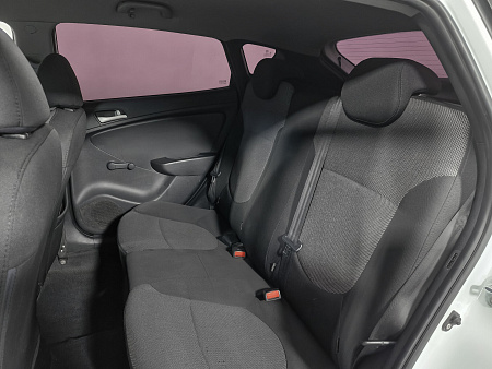Hyundai Solaris 1.4 MT (107 л.с.), 2013 Hyundai Solaris 1.4 MT (107 л.с.), 2013 — купить в Нижнем Новгороде
