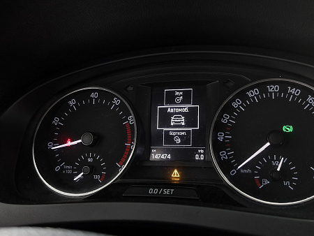 Skoda Rapid 1.6 AT (110 л.с.), 2015 Skoda Rapid 1.6 AT (110 л.с.), 2015 — купить в Нижнем Новгороде