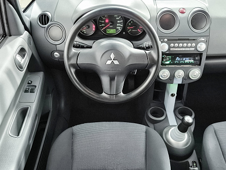 Mitsubishi Colt 1.3 AMT (95 л.с.), 2005 — купить в Нижнем Новгороде