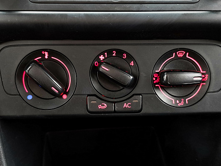 Volkswagen Polo 1.6 AT (105 л.с.), 2013 Volkswagen Polo 1.6 AT (105 л.с.), 2013 — купить в Нижнем Новгороде
