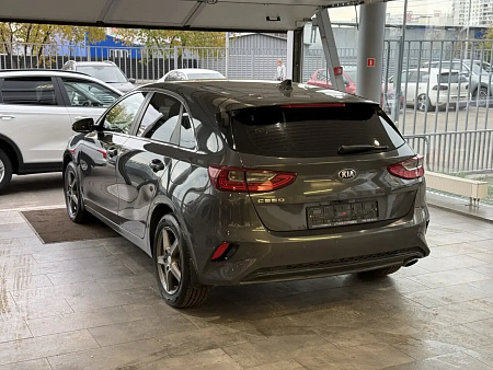 Kia Ceed 1.6 AT (128 л.с.), 2019 Kia Ceed 1.6 AT (128 л.с.), 2019 — купить в Нижнем Новгороде