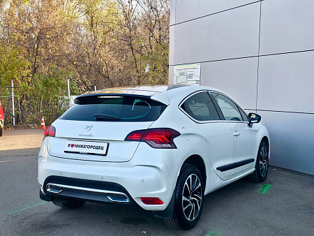 Citroen DS4 1.6 AT (150 л.с.), 2014 Citroen DS4 1.6 AT (150 л.с.), 2014 — купить в Нижнем Новгороде
