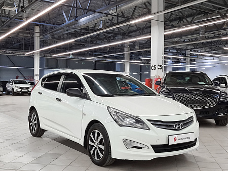 Hyundai Solaris 1.4 AT (107 л.с.), 2014 — купить в Нижнем Новгороде
