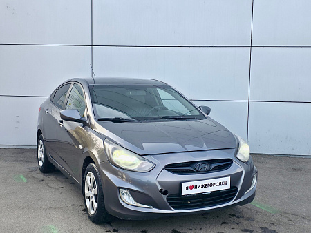 Hyundai Solaris 1.6 MT (123 л.с.), 2011 — купить в Нижнем Новгороде