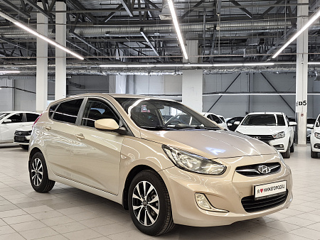 Hyundai Solaris 1.6 AT (123 л.с.), 2012 — купить в Нижнем Новгороде