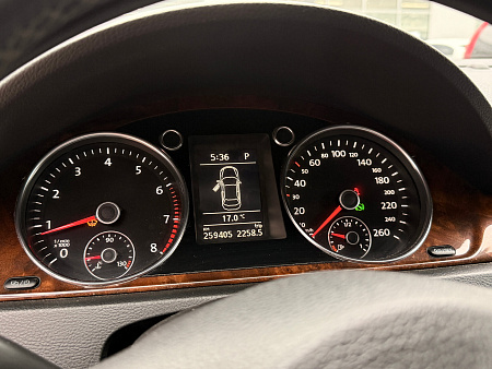 Volkswagen Passat 1.8 AMT (152 л.с.), 2012 — купить в Нижнем Новгороде