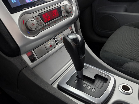 Ford Focus 1.6 AT (100 л.с.), 2008 — купить в Нижнем Новгороде