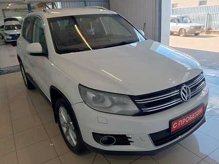 Volkswagen Tiguan 2.0 AT (170 л.с.) 4WD, 2012 Volkswagen Tiguan 2.0 AT (170 л.с.) 4WD, 2012 — купить в Нижнем Новгороде