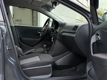 Volkswagen Polo 1.6 MT (105 л.с.), 2013 — купить в Нижнем Новгороде