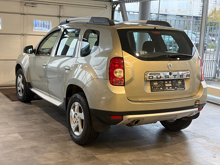 Renault Duster 1.6 MT (102 л.с.) 4WD, 2012 Renault Duster 1.6 MT (102 л.с.) 4WD, 2012 — купить в Нижнем Новгороде