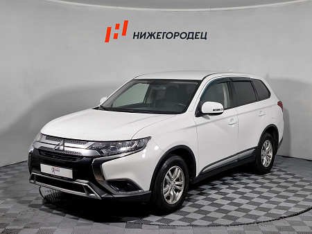 Mitsubishi Outlander 2.0 CVT (146 л.с.) 4WD, 2019 — купить в Нижнем Новгороде