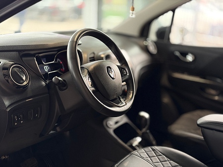 Renault Kaptur 1.6 CVT (114 л.с.), 2018 — купить в Нижнем Новгороде