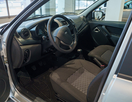 Lada (Ваз) Granta 1.6 MT (90 л.с.), 2025 — купить в Нижнем Новгороде