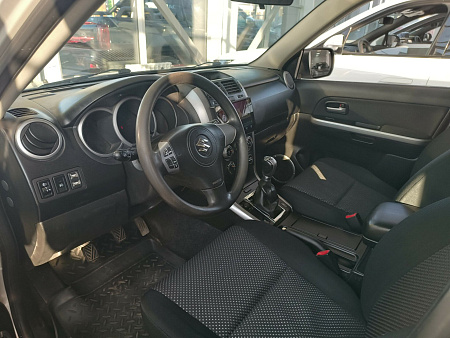 Suzuki Grand Vitara 2.0 MT (140 л.с.) 4WD, 2007 — купить в Нижнем Новгороде