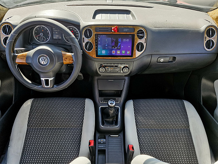 Volkswagen Tiguan 1.4 MT (150 л.с.) 4WD, 2011 — купить в Нижнем Новгороде