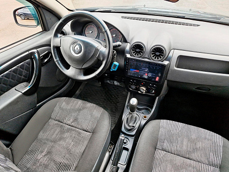 Renault Sandero 1.6 MT (84 л.с.), 2010 — купить в Нижнем Новгороде