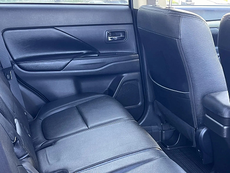Mitsubishi Outlander 2.4 CVT (167 л.с.) 4WD, 2013 — купить в Нижнем Новгороде