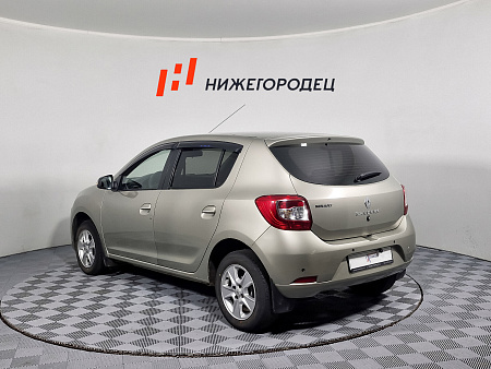 Renault Sandero 1.6 MT (102 л.с.), 2015 — купить в Нижнем Новгороде