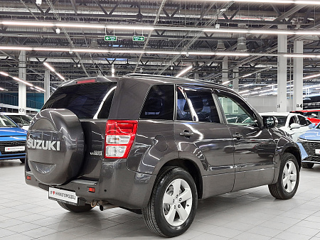 Suzuki Grand Vitara 2.4 AT (169 л.с.) 4WD, 2011 — купить в Нижнем Новгороде