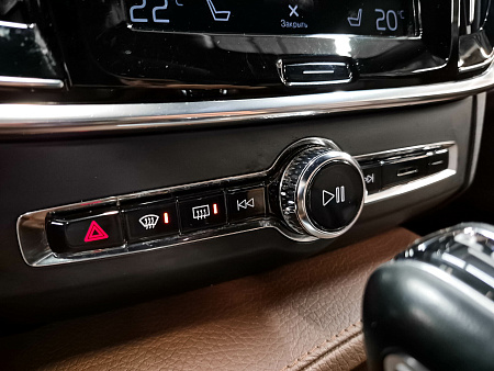 Volvo V90 Cross Country 2.0 AT (249 л.с.) 4WD, 2021 — купить в Нижнем Новгороде