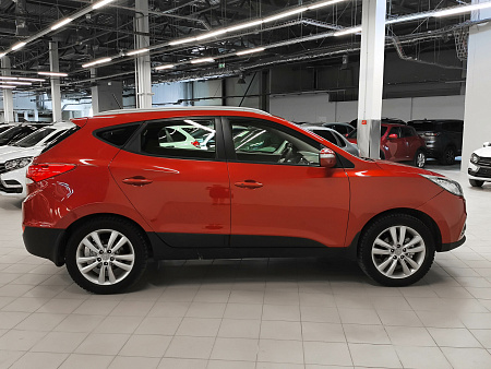 Hyundai ix35 2.0 AT (150 л.с.) 4WD, 2010 Hyundai ix35 2.0 AT (150 л.с.) 4WD, 2010 — купить в Нижнем Новгороде