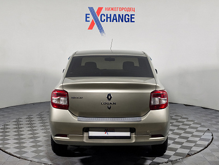 Renault Logan 1.6 AT (102 л.с.), 2015 — купить в Нижнем Новгороде